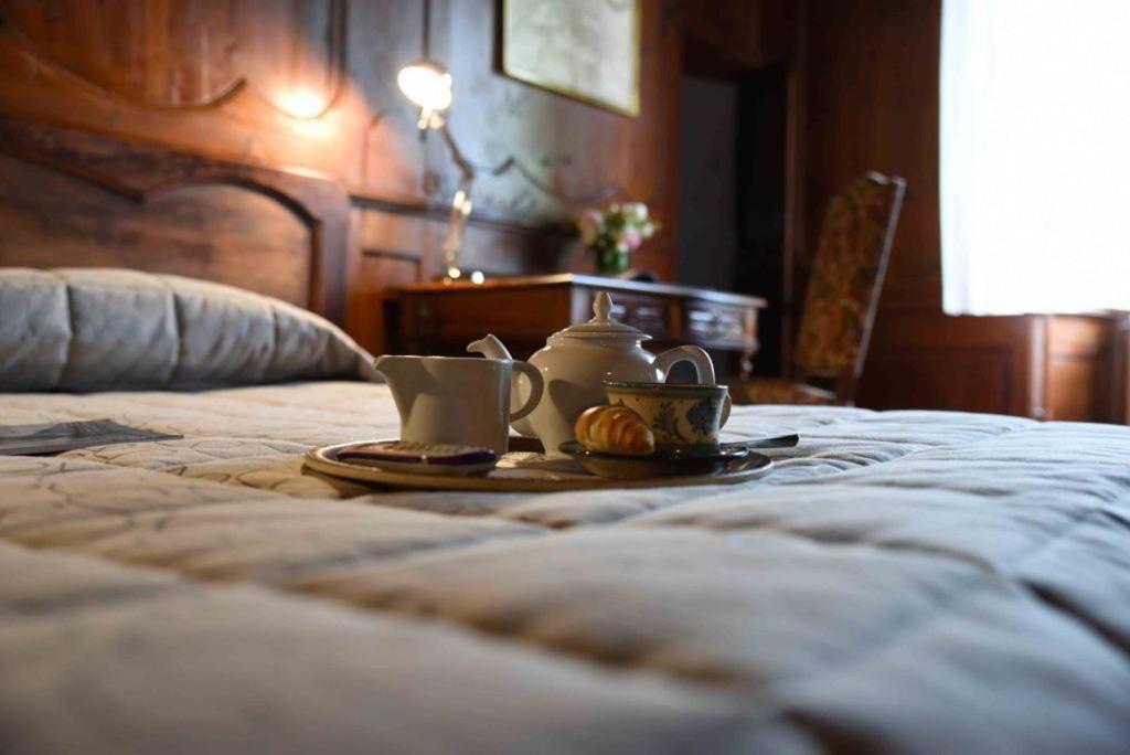 Hotel Château De Passières 2*